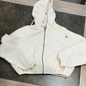 KBB ZIP UP